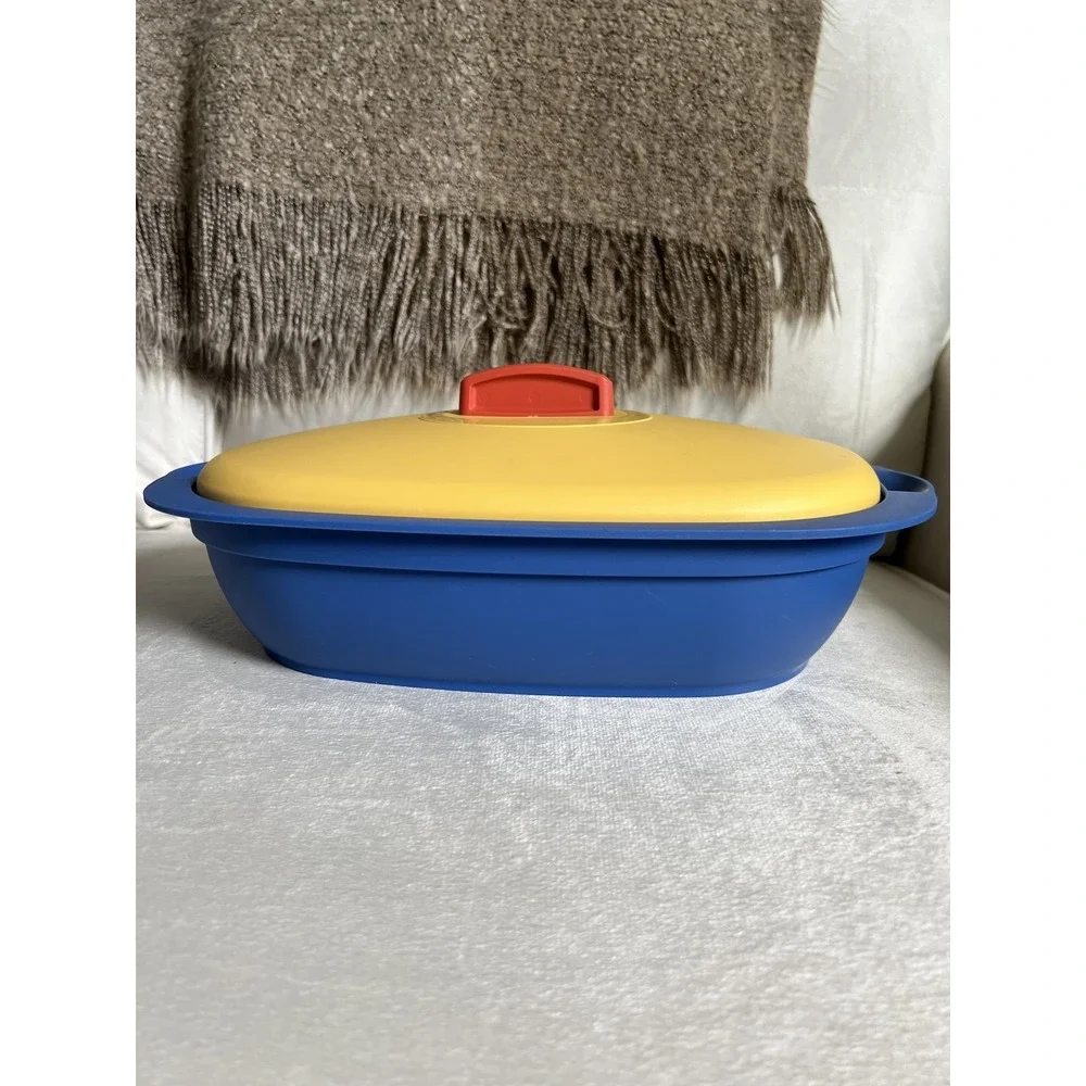 Vintage Tupperware Legacy Microwave Oval Dish‎ Serving Container Blue Yellow